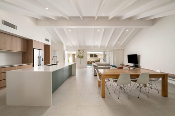 North Facing Entertainer on HUGE 1062m2!