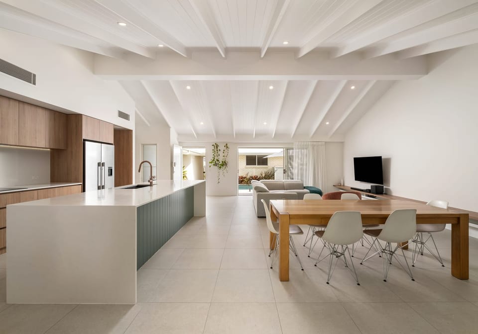 North Facing Entertainer on HUGE 1062m2!
