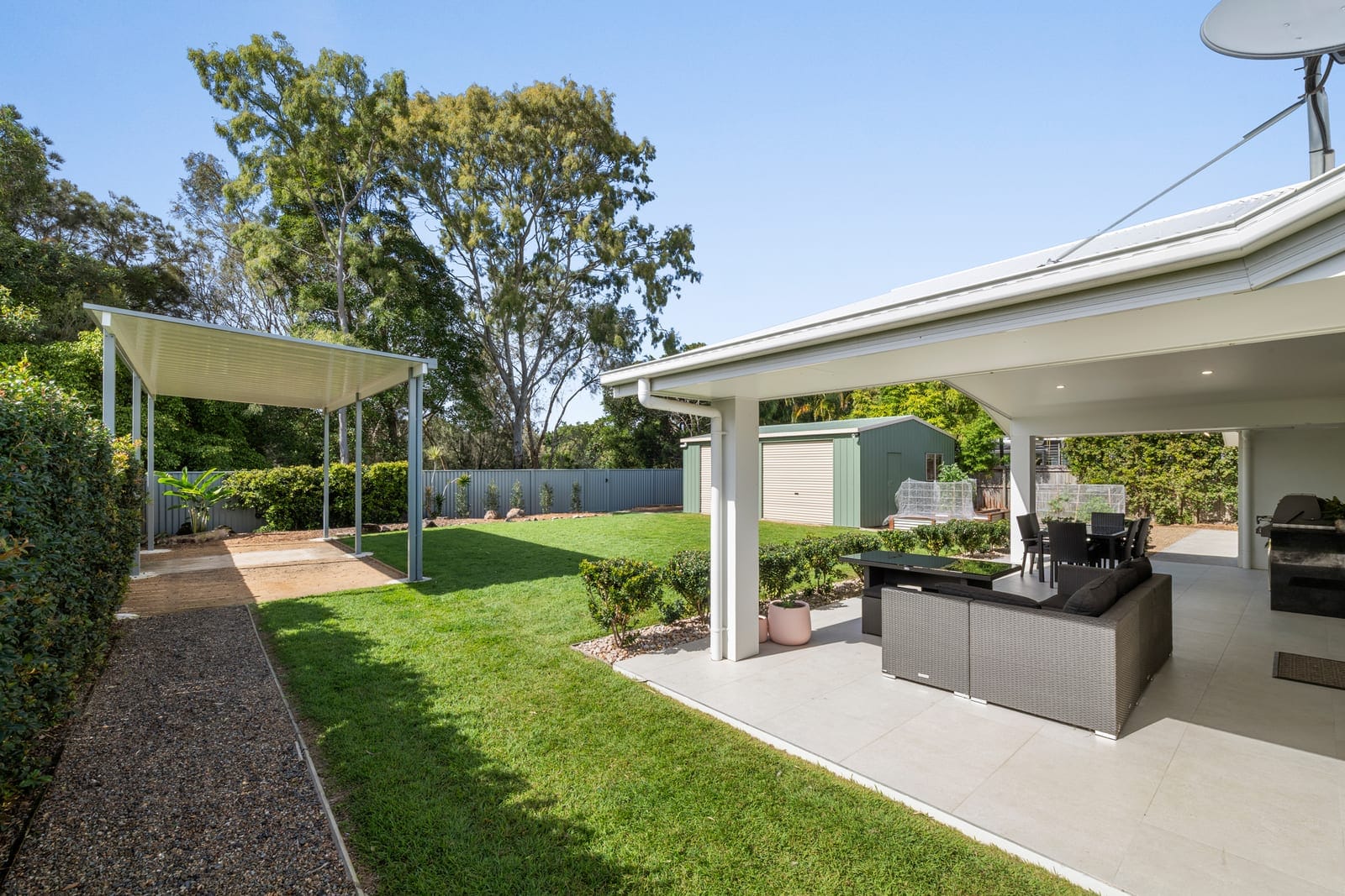 North Facing Entertainer on HUGE 1062m2!