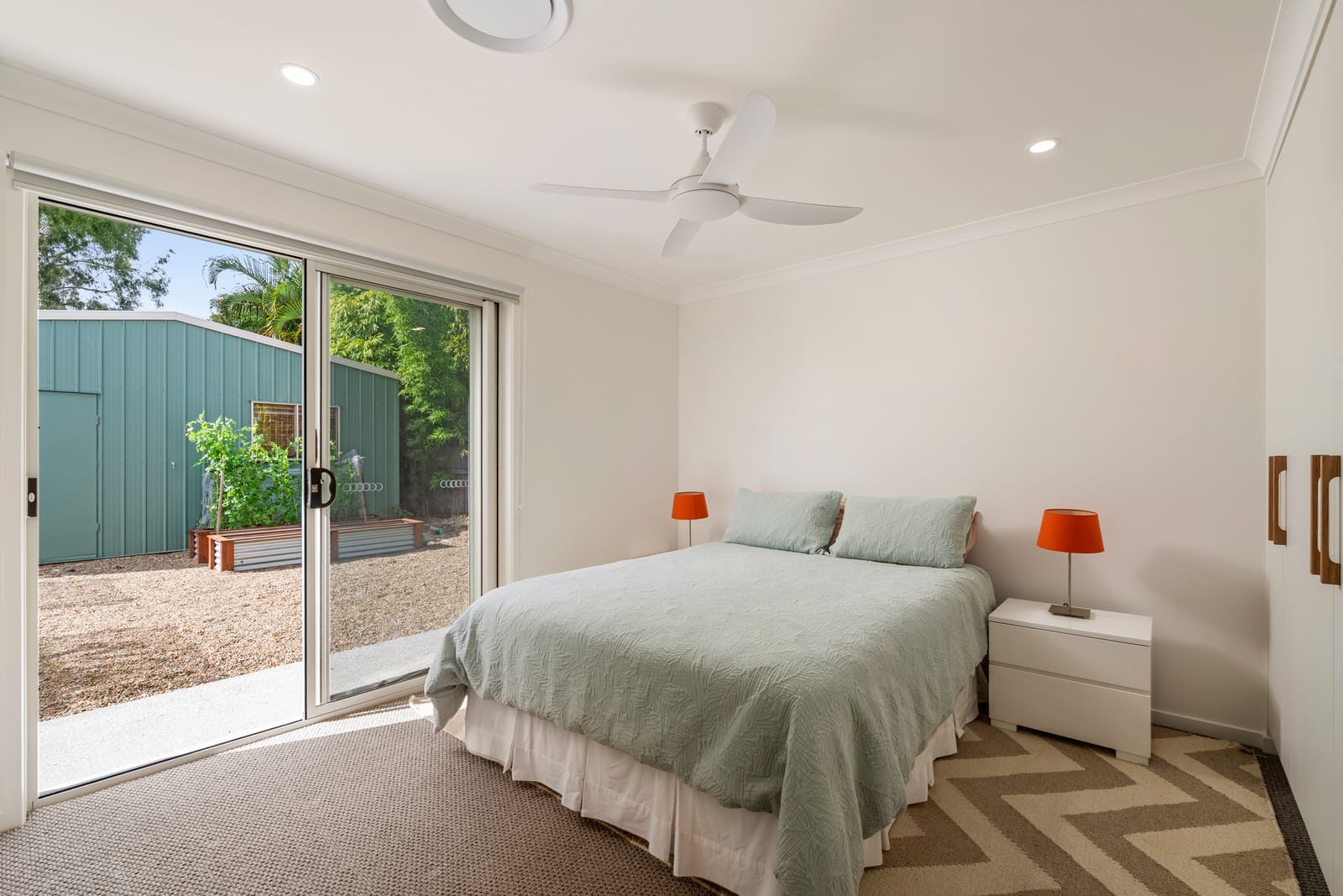 North Facing Entertainer on HUGE 1062m2!
