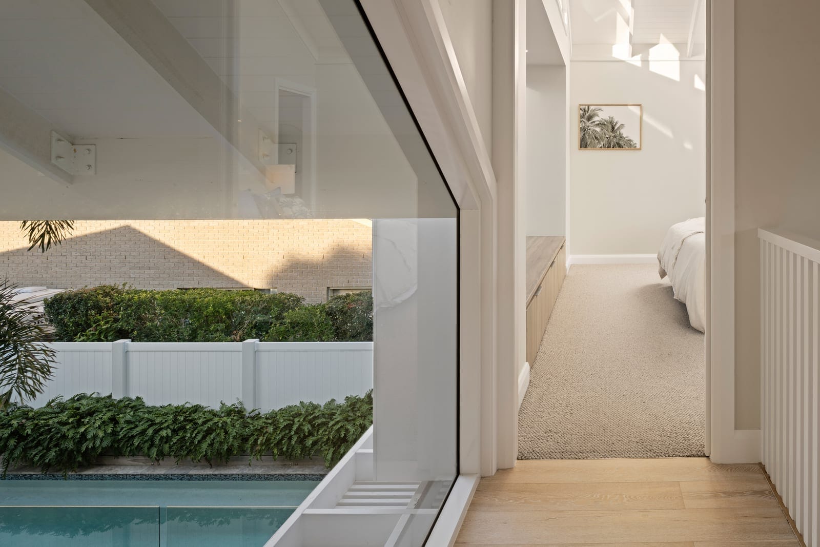 Hamptons-Style Stunner: 200m to Sand