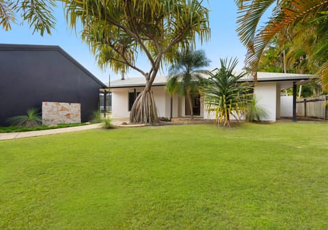 Dreamy Oasis: Spacious and Stylish in Mooloolaba!