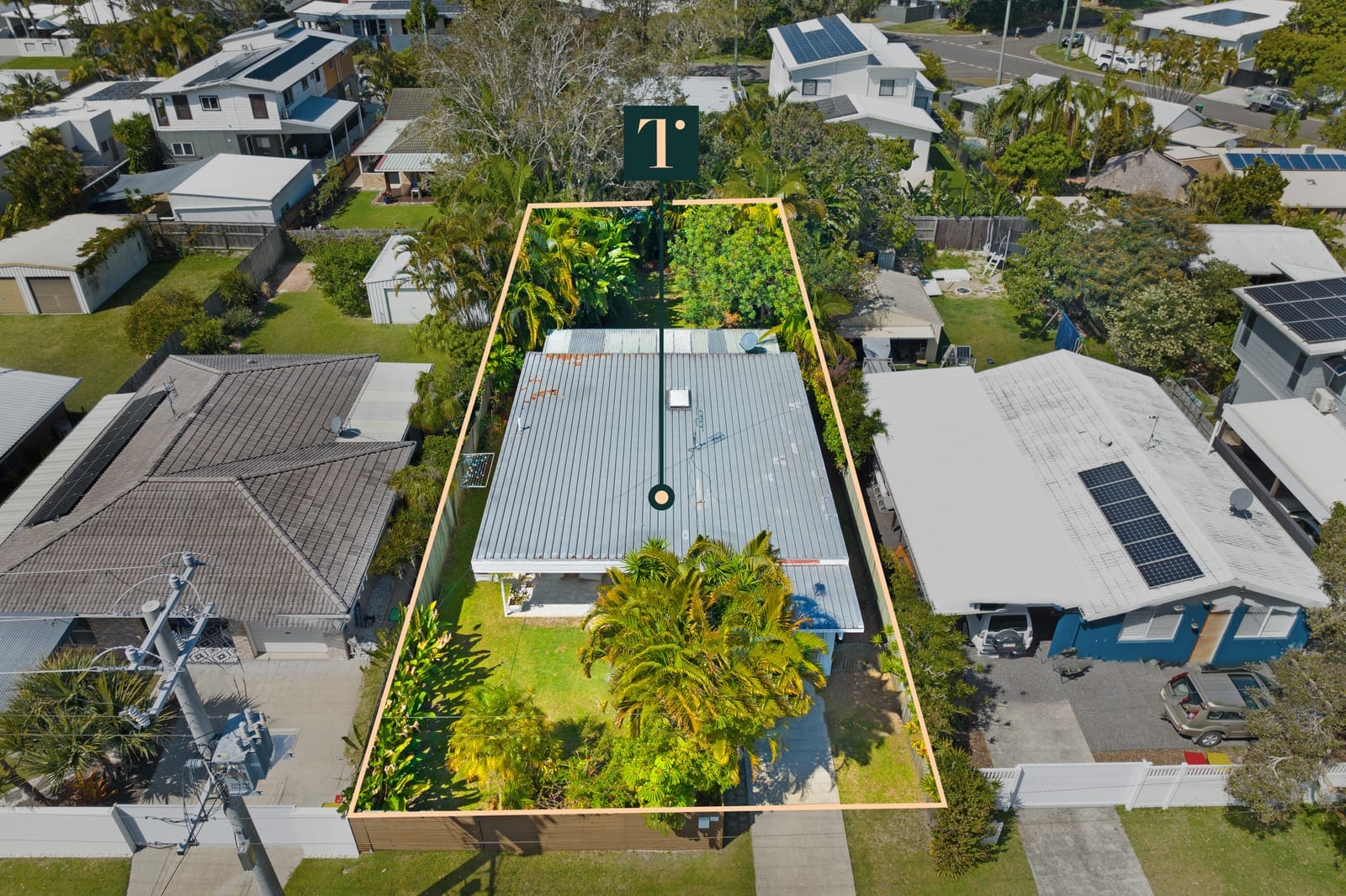 Your Slice of Coolum Paradise!
