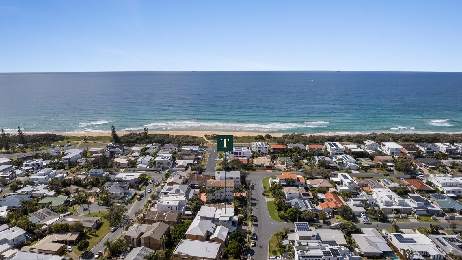 Stylish Beachside Living, Steps To The Sand