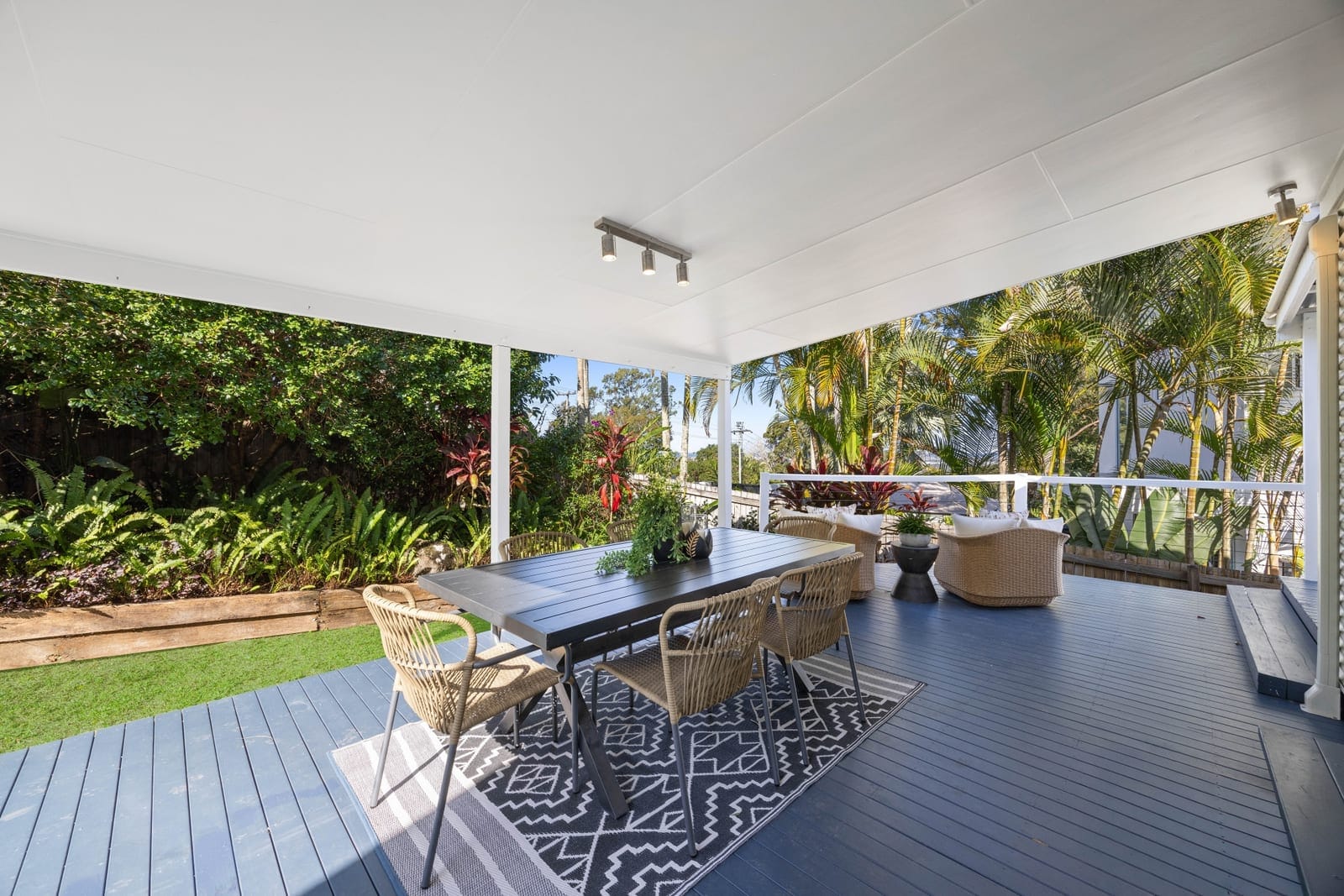SOLD by Ollie Lehmann
