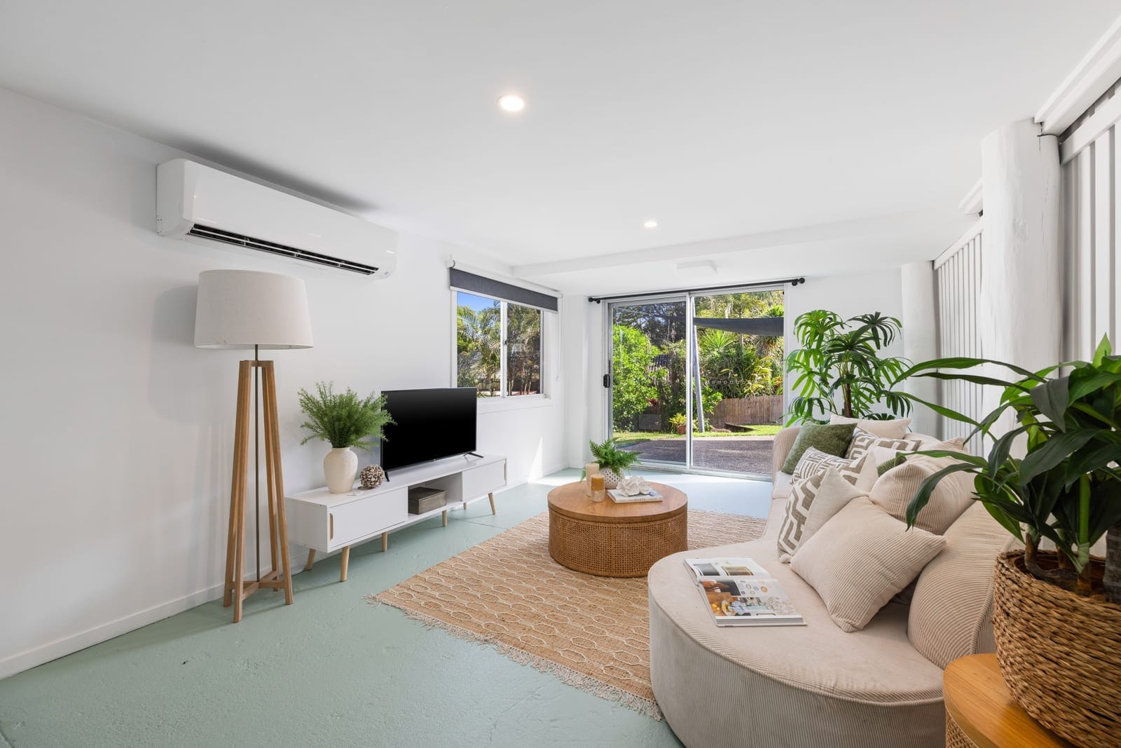 SOLD by Ollie Lehmann