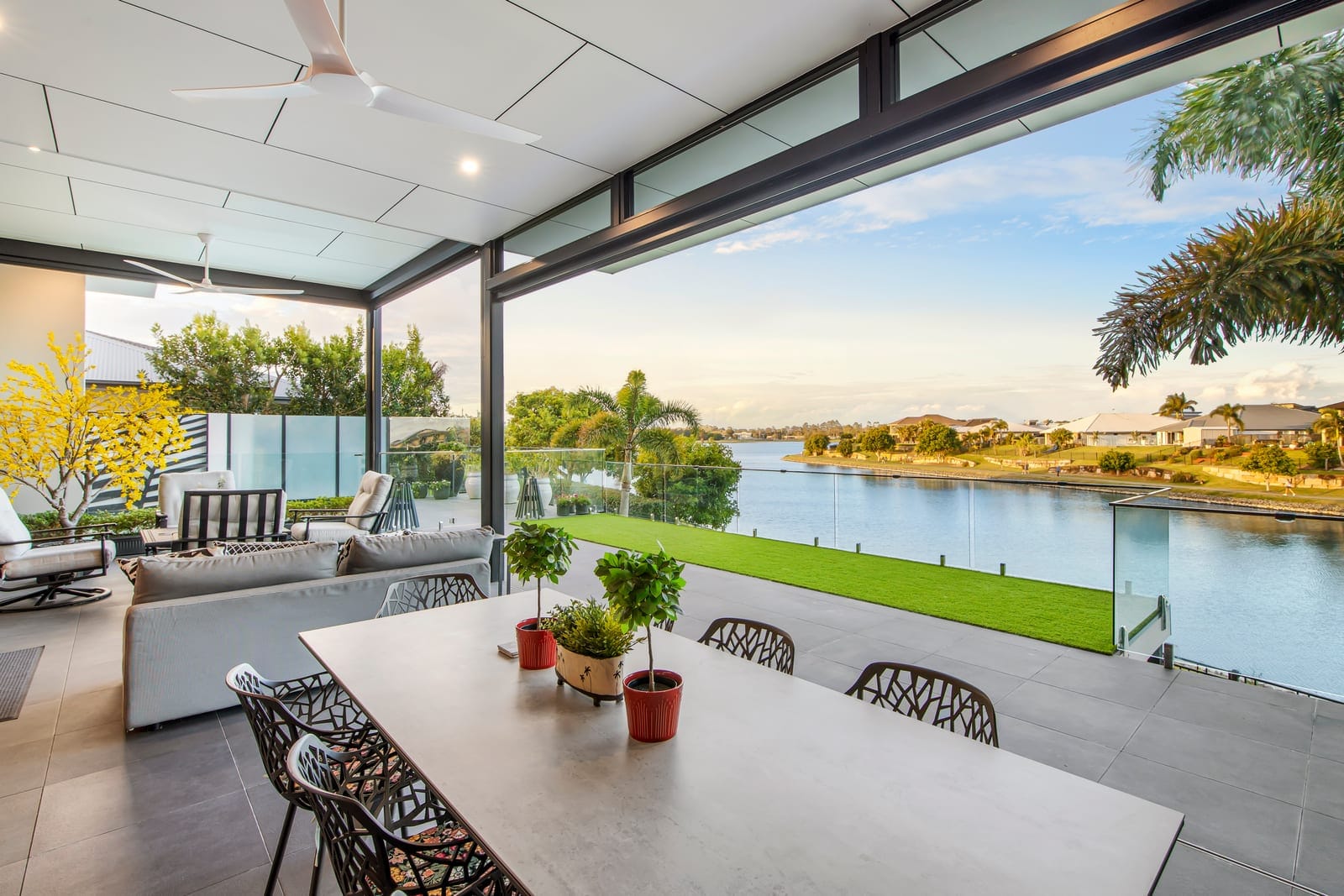 Lakeside Architectural Marvel, Celebrating Large-Scale Liveable Luxury