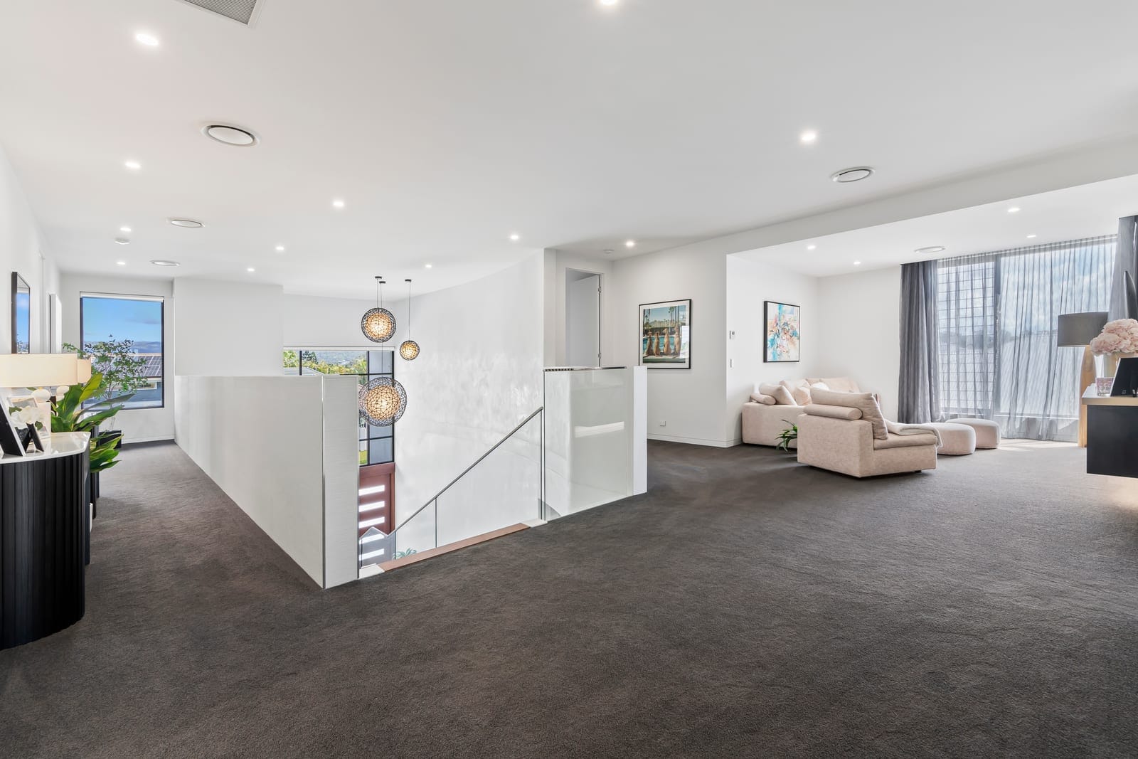 Lakeside Architectural Marvel, Celebrating Large-Scale Liveable Luxury
