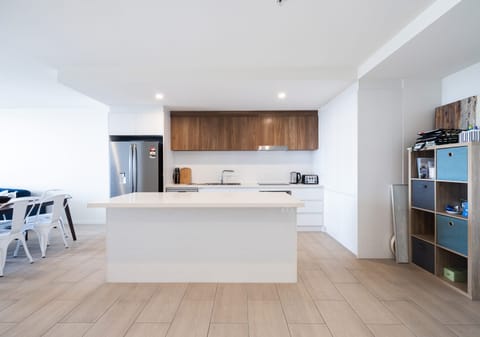 SOLD BY JAMIE VIBERT & NAJ ELSAYED