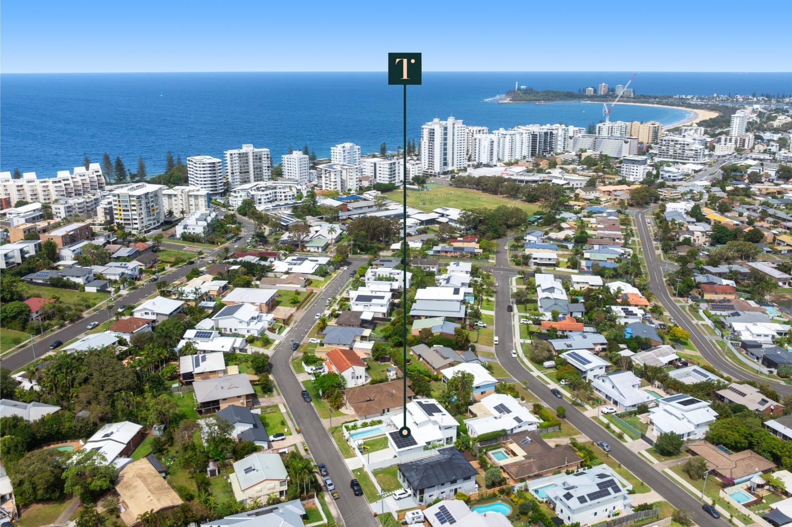 Architectural Beachside Luxury, 600m from Mooloolaba