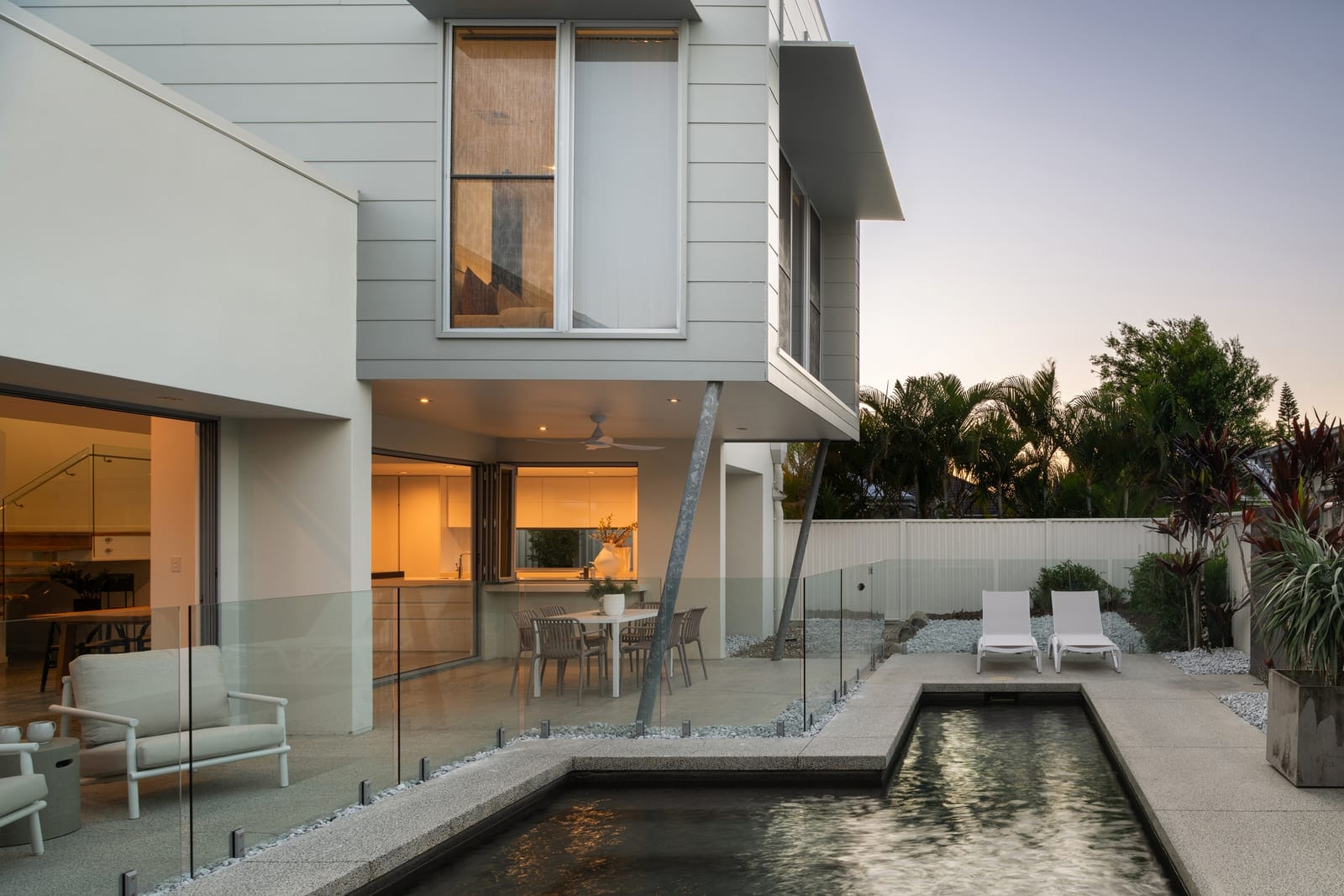 ​Modern Elegance: Coastal Luxury