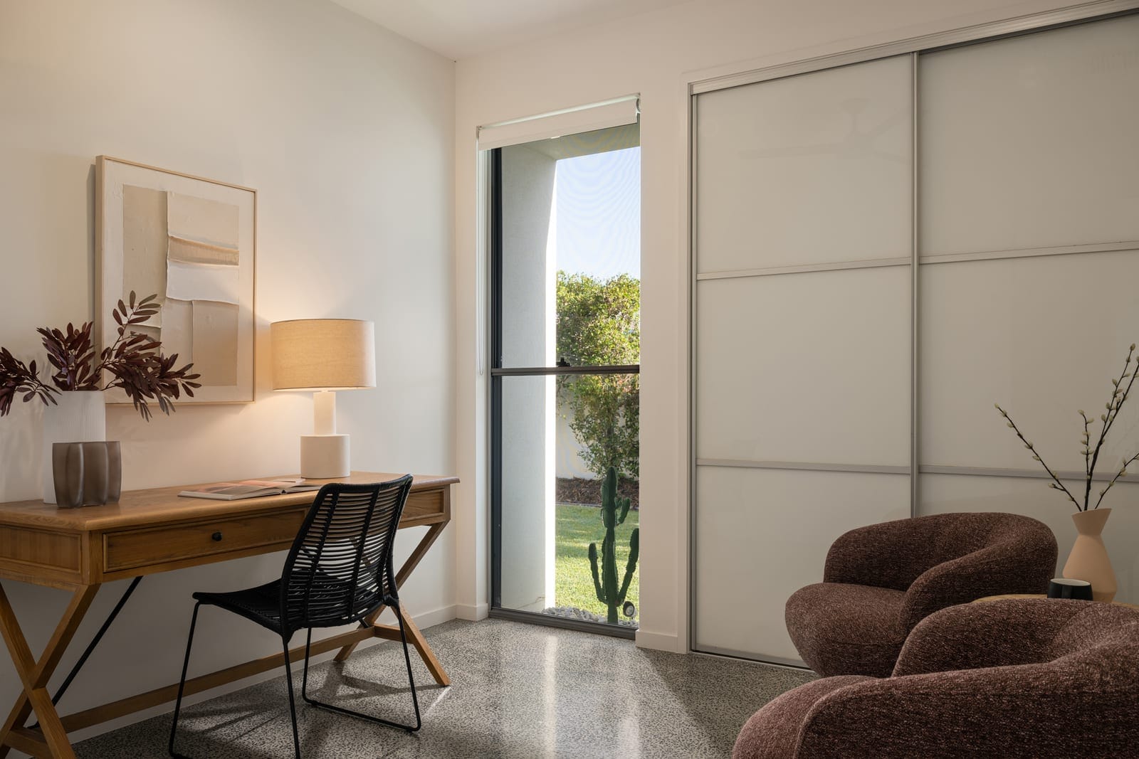 ​Modern Elegance: Coastal Luxury