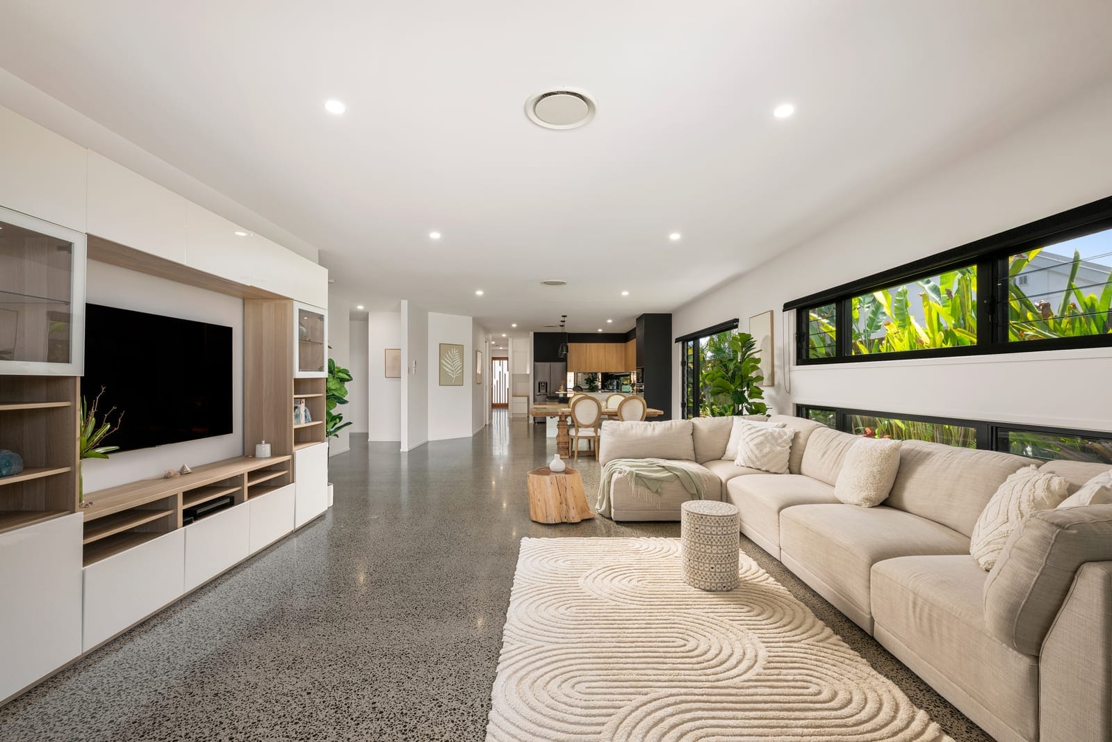 Palm Ave Perfection - where convenience and contemporary living meet!