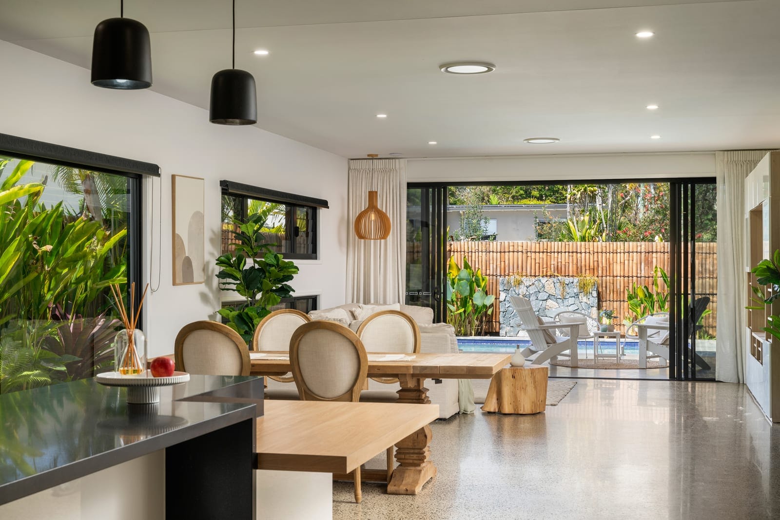 Palm Ave Perfection - where convenience and contemporary living meet!