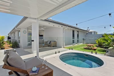 SOLD by Team Cassie Kennedy!