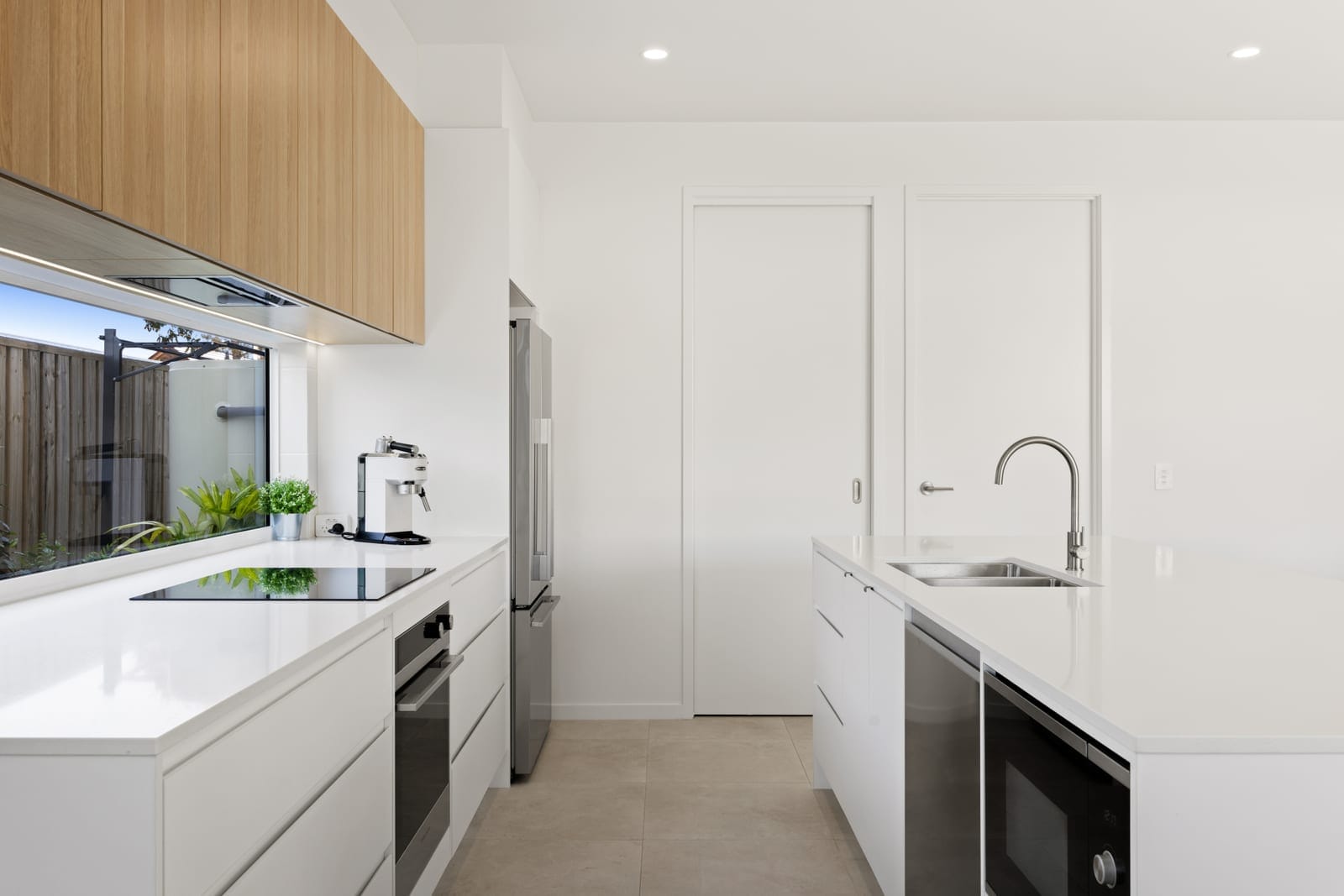 Sophisticated Buderim Retreat Offering Space, Style & Serenity