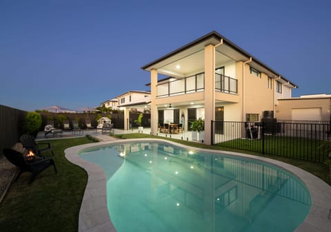 SOLD by Team Cassie Kennedy!