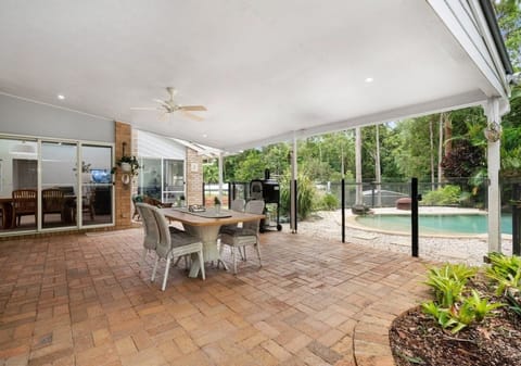 SOLD by Ollie Lehmann TOWN