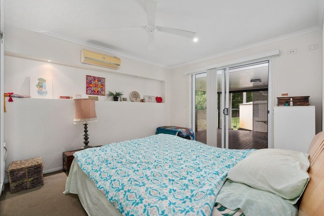 SOLD by Ollie Lehmann TOWN