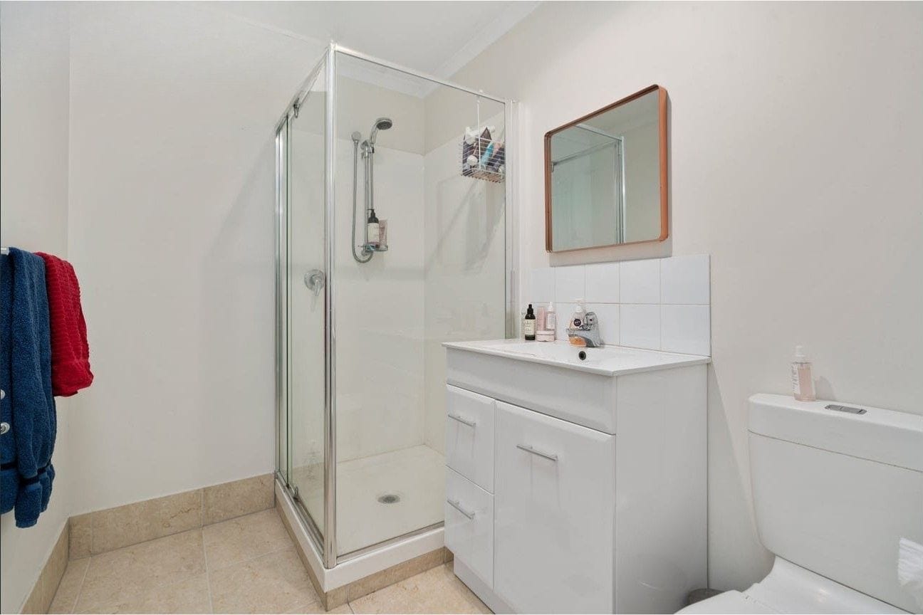 SOLD by Ollie Lehmann TOWN