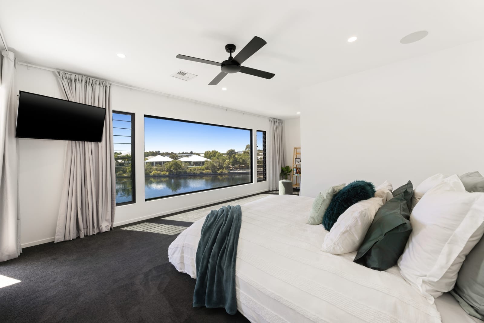 Bespoke Waterfront Luxury:  22-Metre-Wide Water Frontage