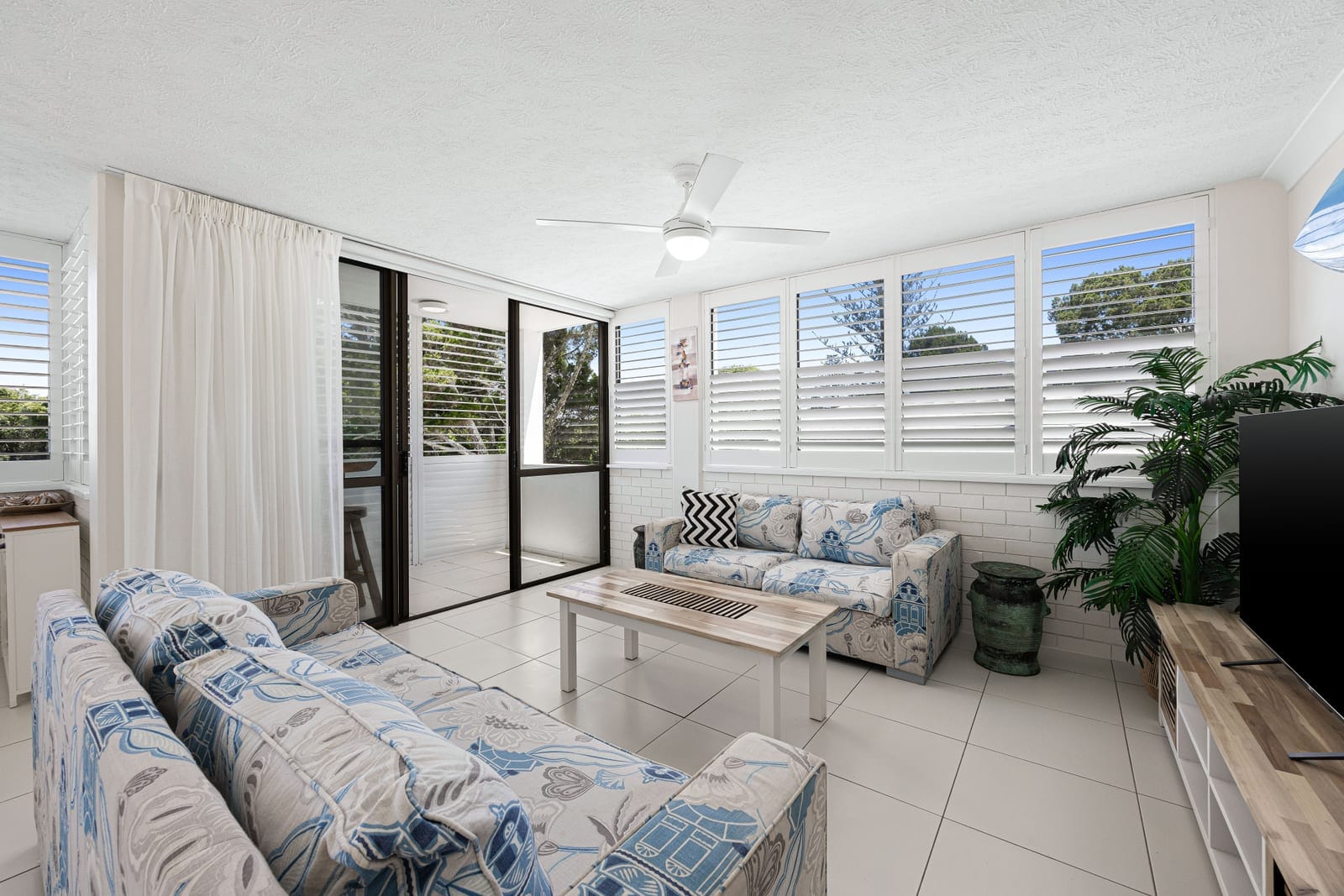 Presentation, Location, Lifestyle
