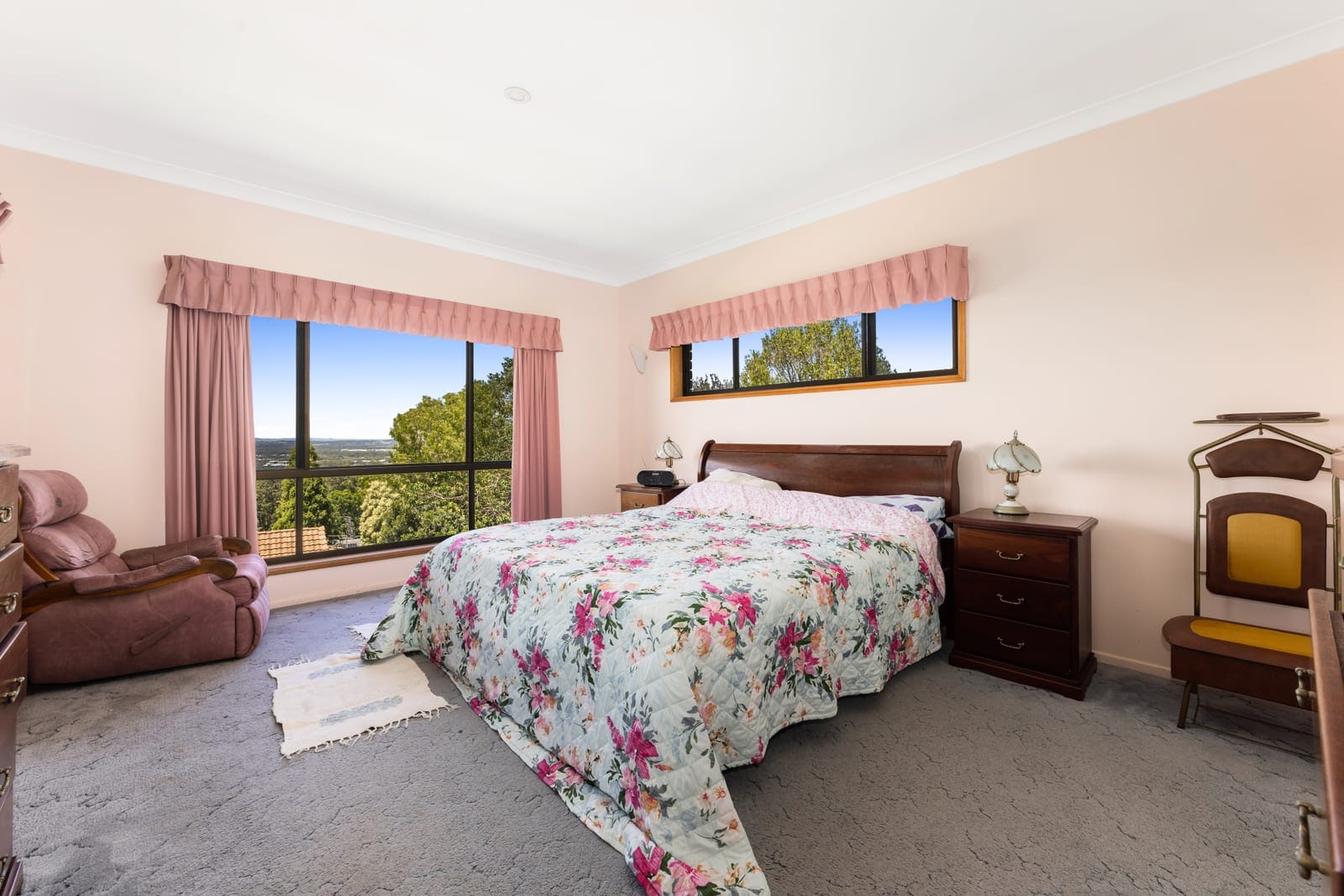 Grand Buderim Residence With Huge Potential and Irreplaceable Views