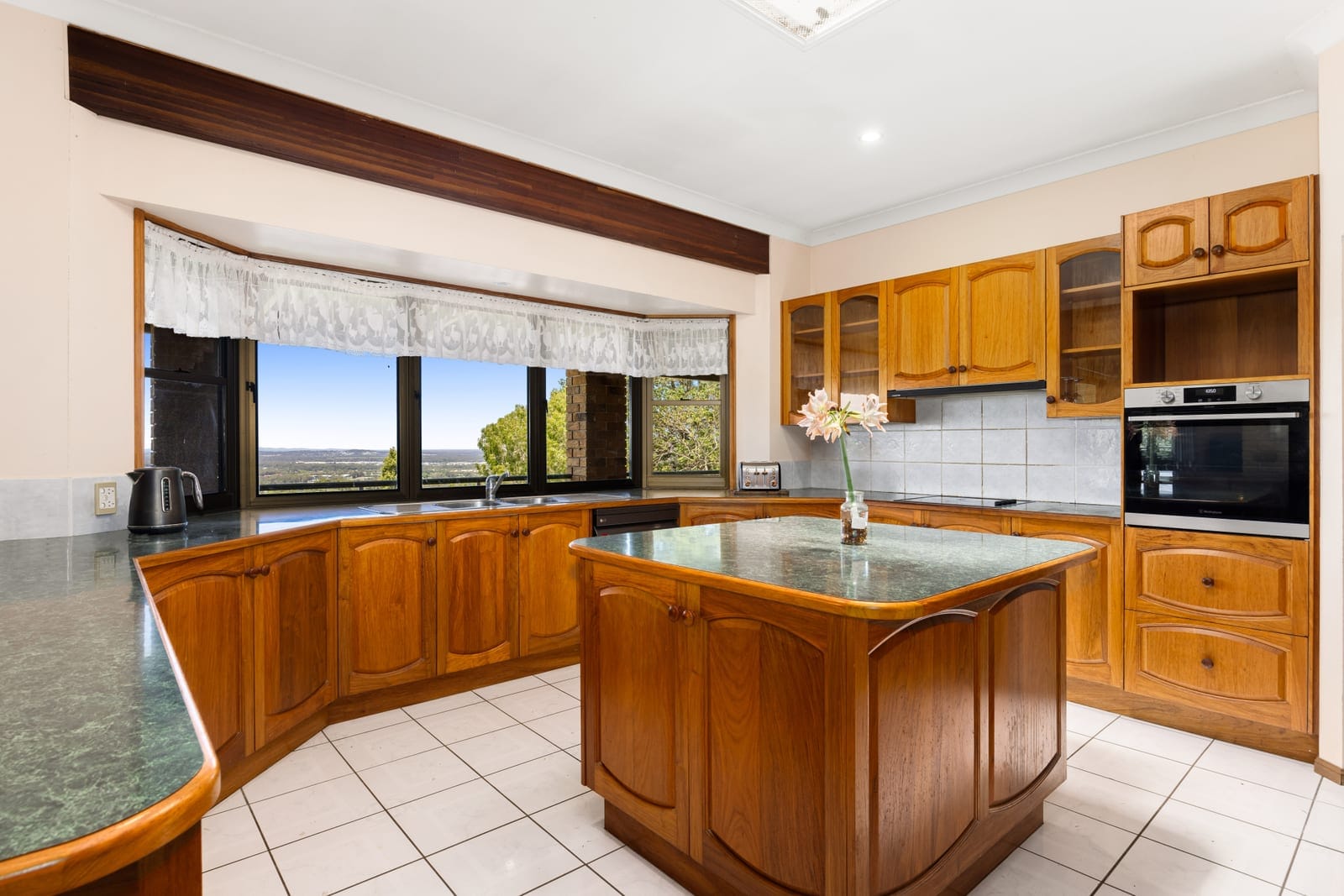 Grand Buderim Residence With Huge Potential and Irreplaceable Views