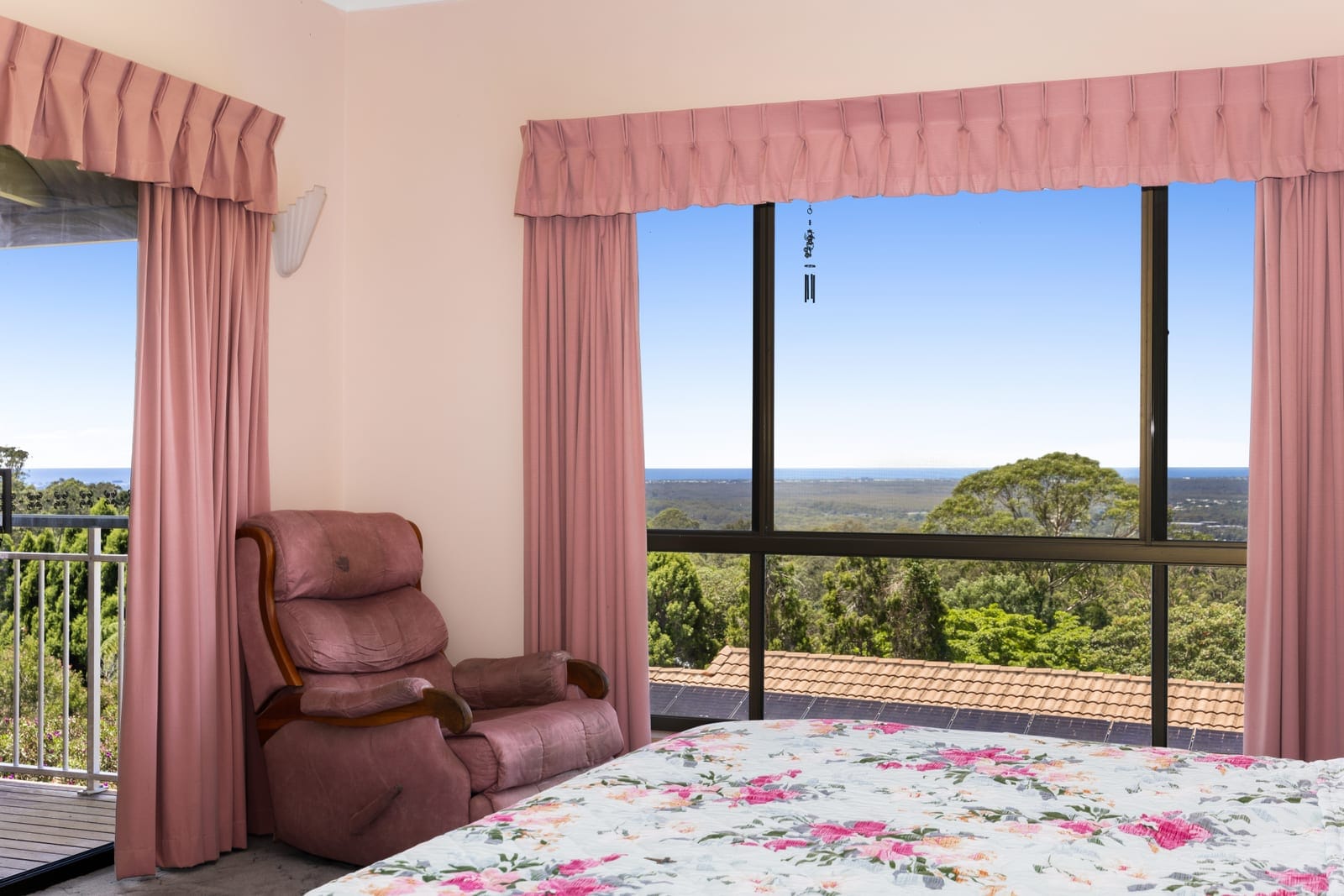 Grand Buderim Residence With Huge Potential and Irreplaceable Views