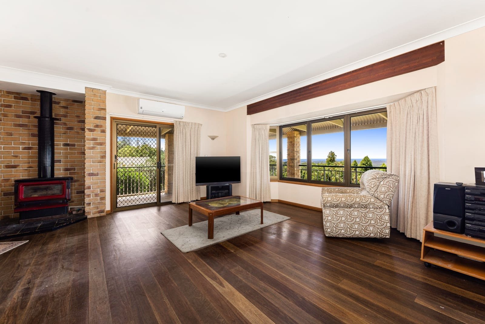 Grand Buderim Residence With Huge Potential and Irreplaceable Views