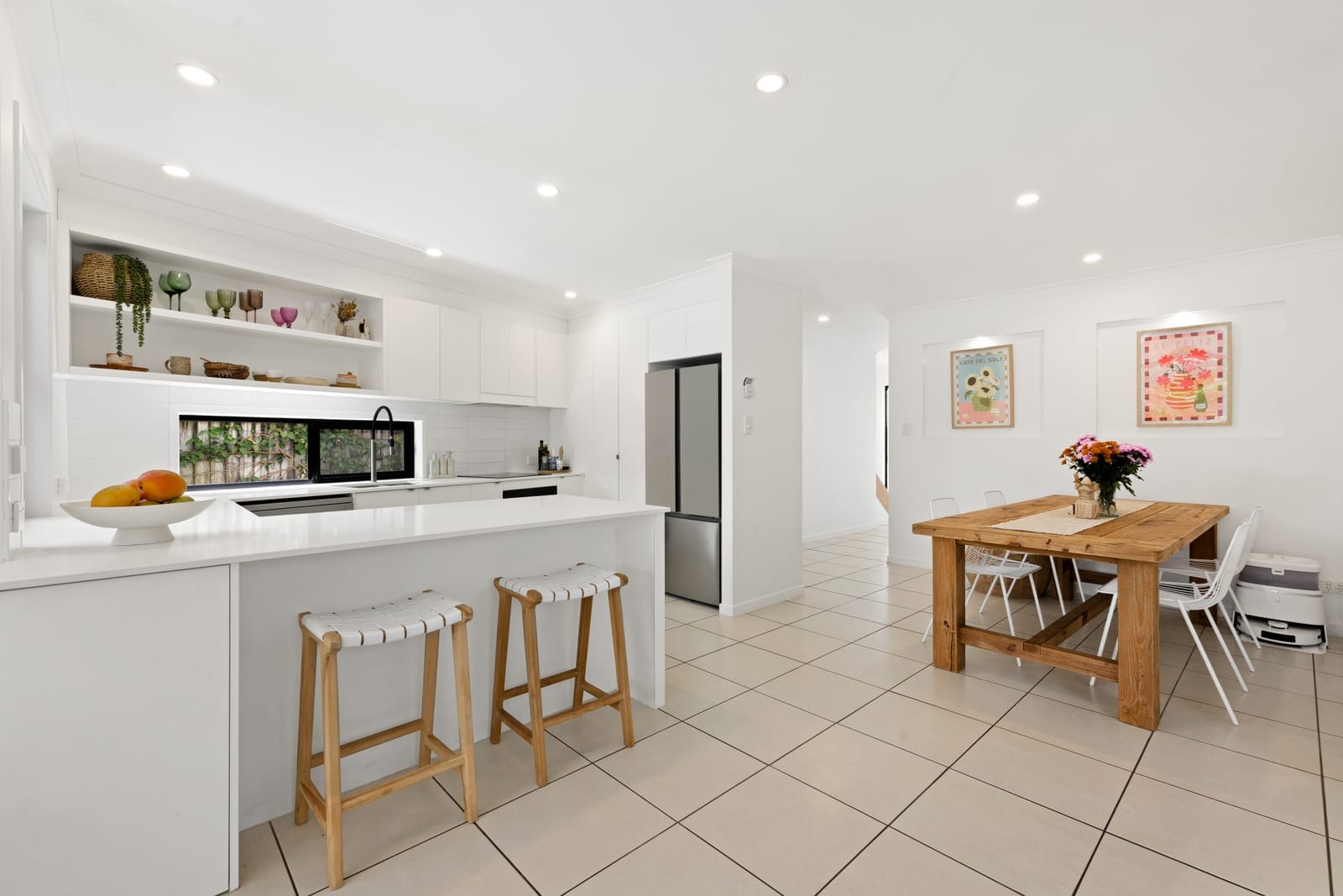 Coastal Lifestyle Meets Beachside Convenience