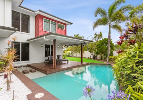 Refined Family Living with Lagoon Pool and Stunning Outdoor Entertaining