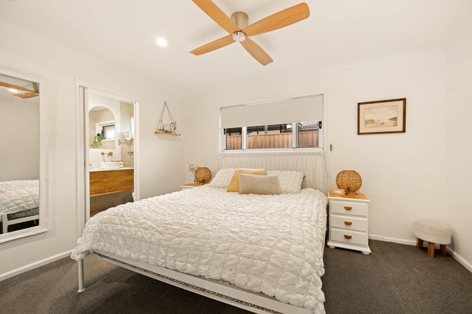 Lifestyle GOLD: Presentation & Location SHINE!