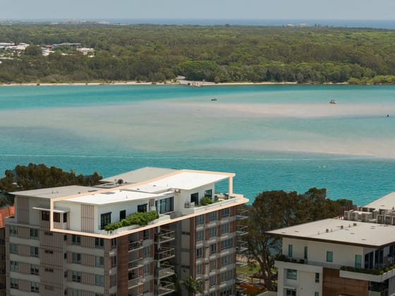 Prestige Picnic Point Penthouse: Breathtaking Views, Stunning Sunrises