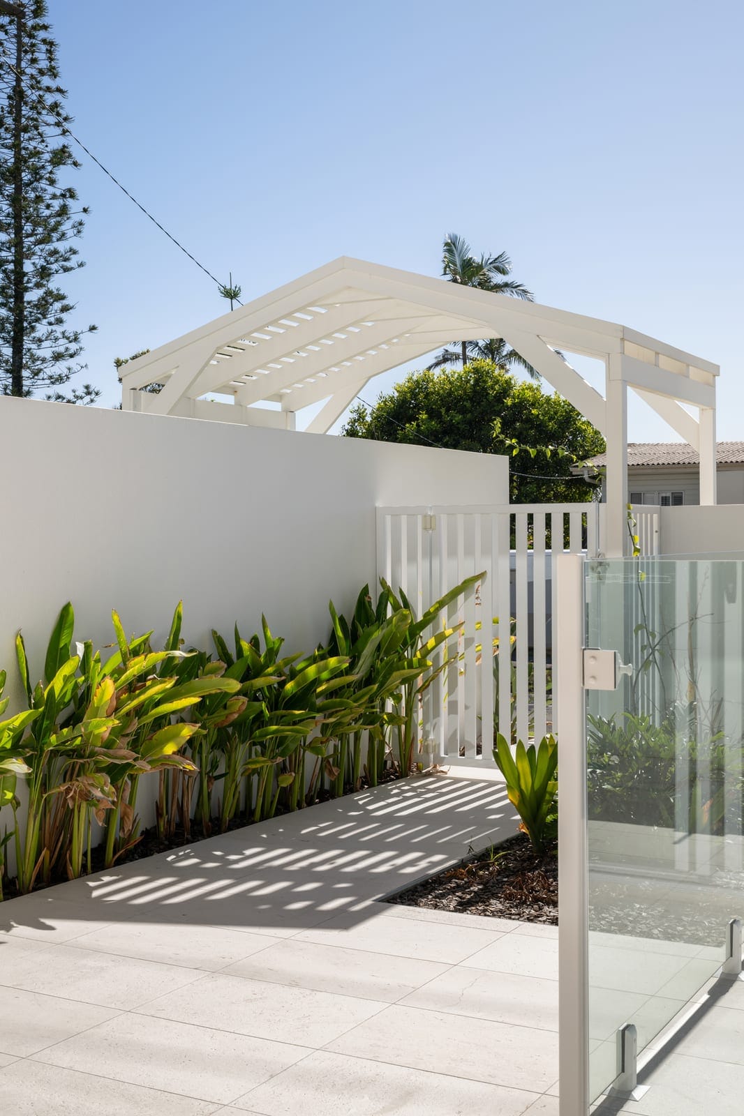 Brand-new Luxury Home, Ocean views, Lifestyle and Location