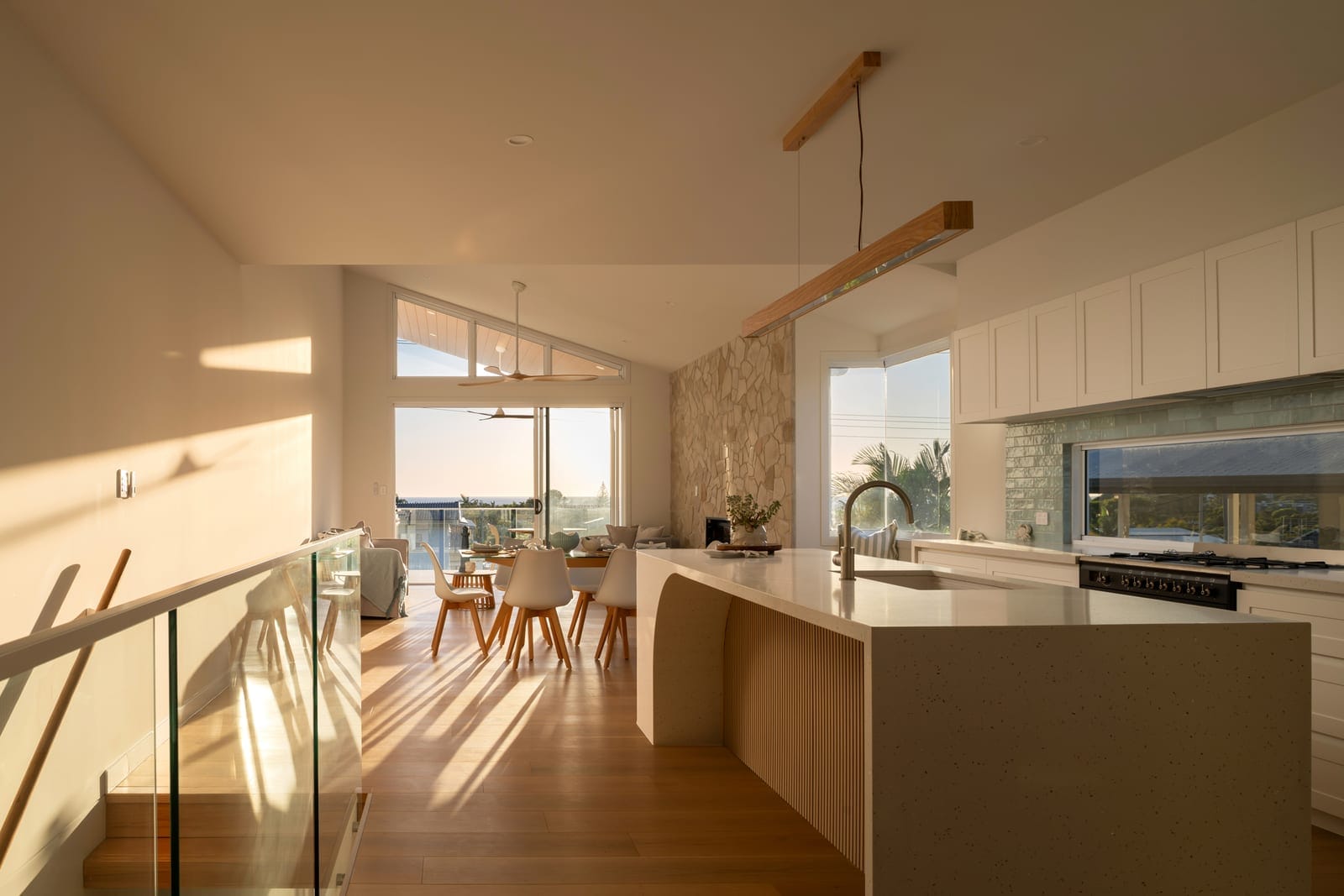 Brand-new Luxury Home, Ocean views, Lifestyle and Location