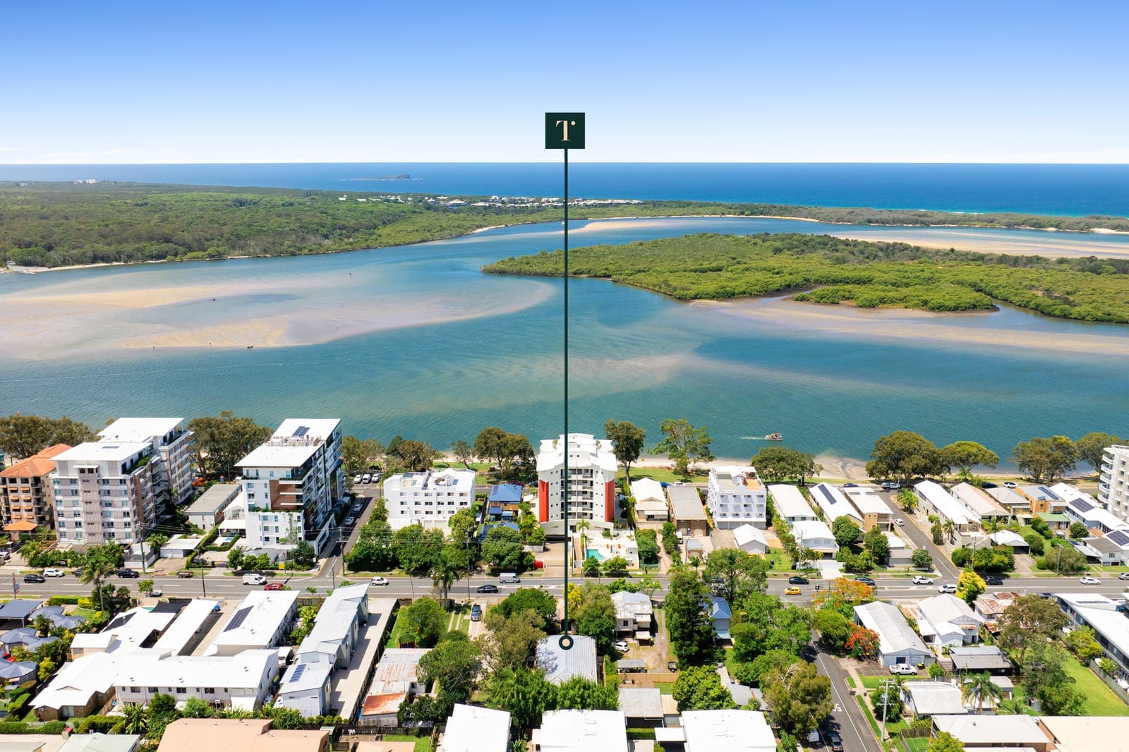 Prime Airbnb or Investment Opportunity by the River