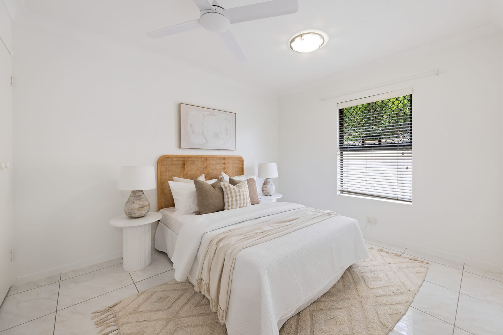 Prime Airbnb or Investment Opportunity by the River