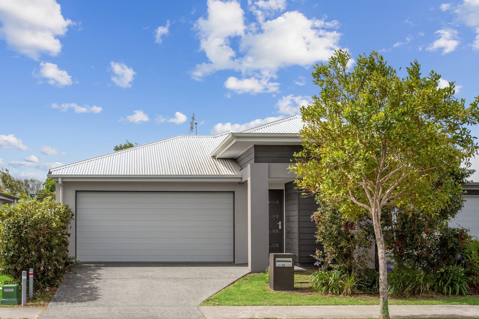 SOLD by Team Cassie Kennedy!
