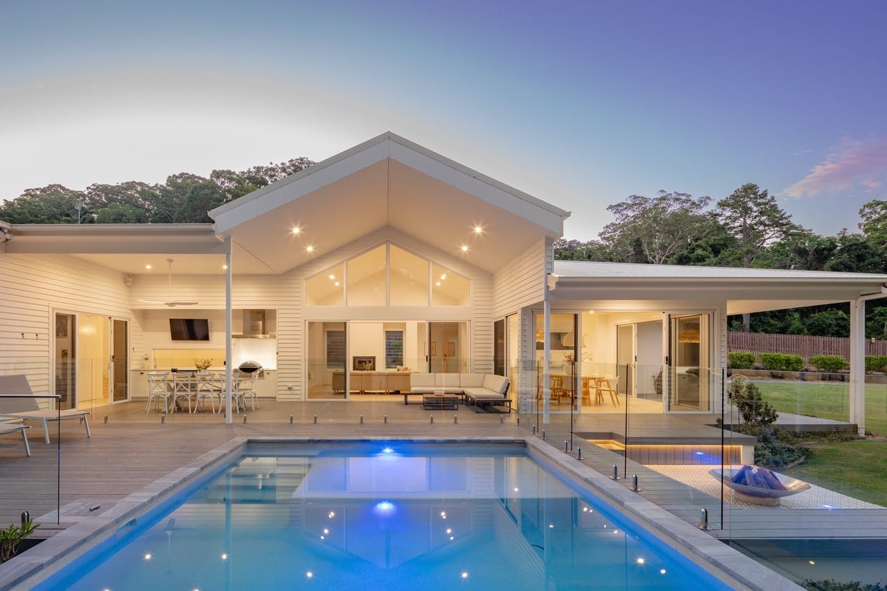 Acreage to Ocean: Best of Both Worlds!