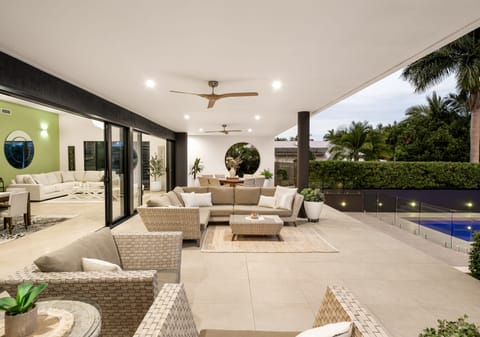 A Landmark Architectural Estate in One of Tanawha’s Finest Enclaves