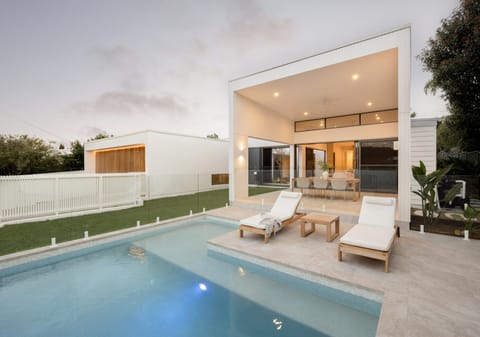 Architectural Coastal Luxury in the Heart of Buderim
