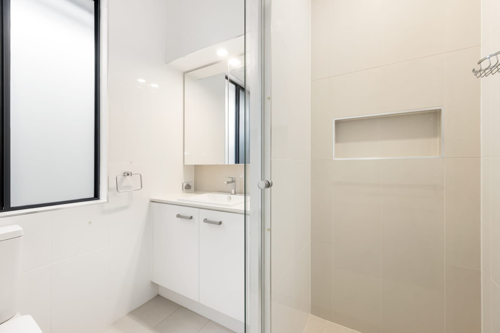 SOLD BY JAMIE VIBERT & NAJ ELSAYED