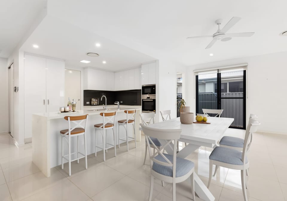 SOLD BY JAMIE VIBERT & NAJ ELSAYED