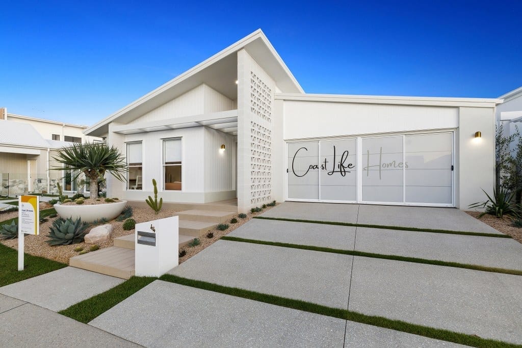 SOLD by Team Cassie Kennedy!