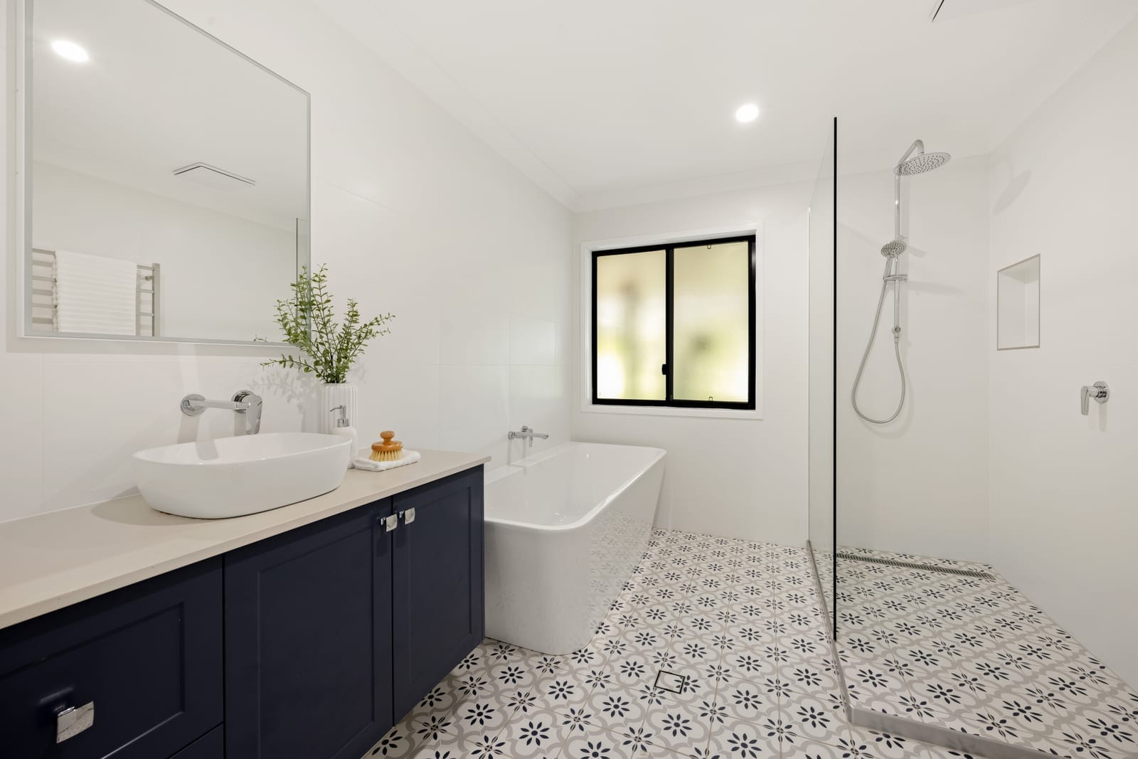 SOLD BY OLLIE LEHMANN