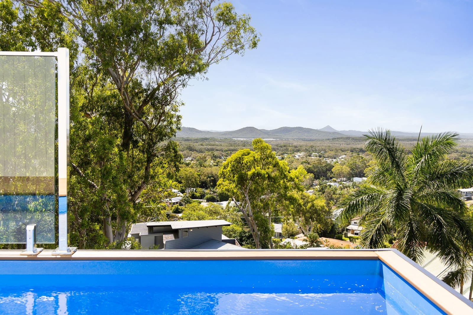 Jaw-dropping north-facing white water ocean views