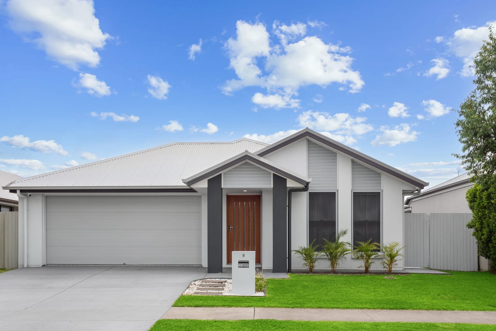 SOLD by Team Cassie Kennedy!