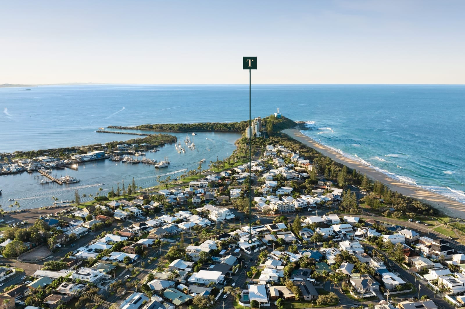 Bespoke Beachside Brilliance: Luxury, Location, Lifestyle!