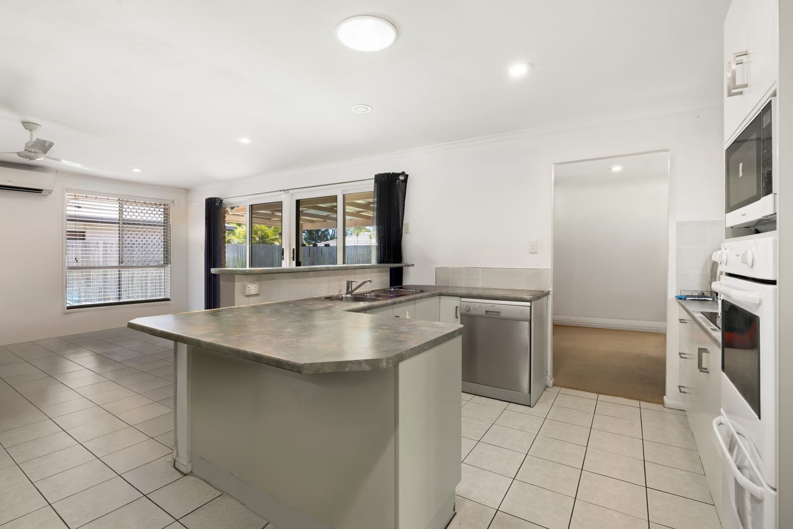 SOLD BY JAMIE VIBERT & NAJ ELSAYED